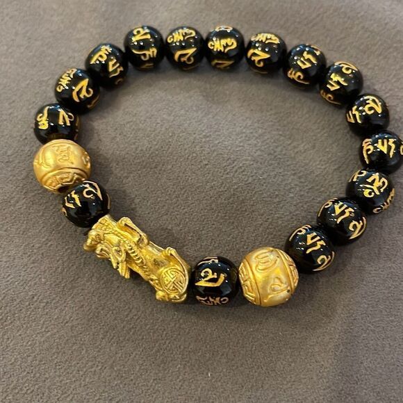 Feng Shui‎ Pixiu Black Obsidian Wealth Stretch Bracelet - Picture 1 of 4